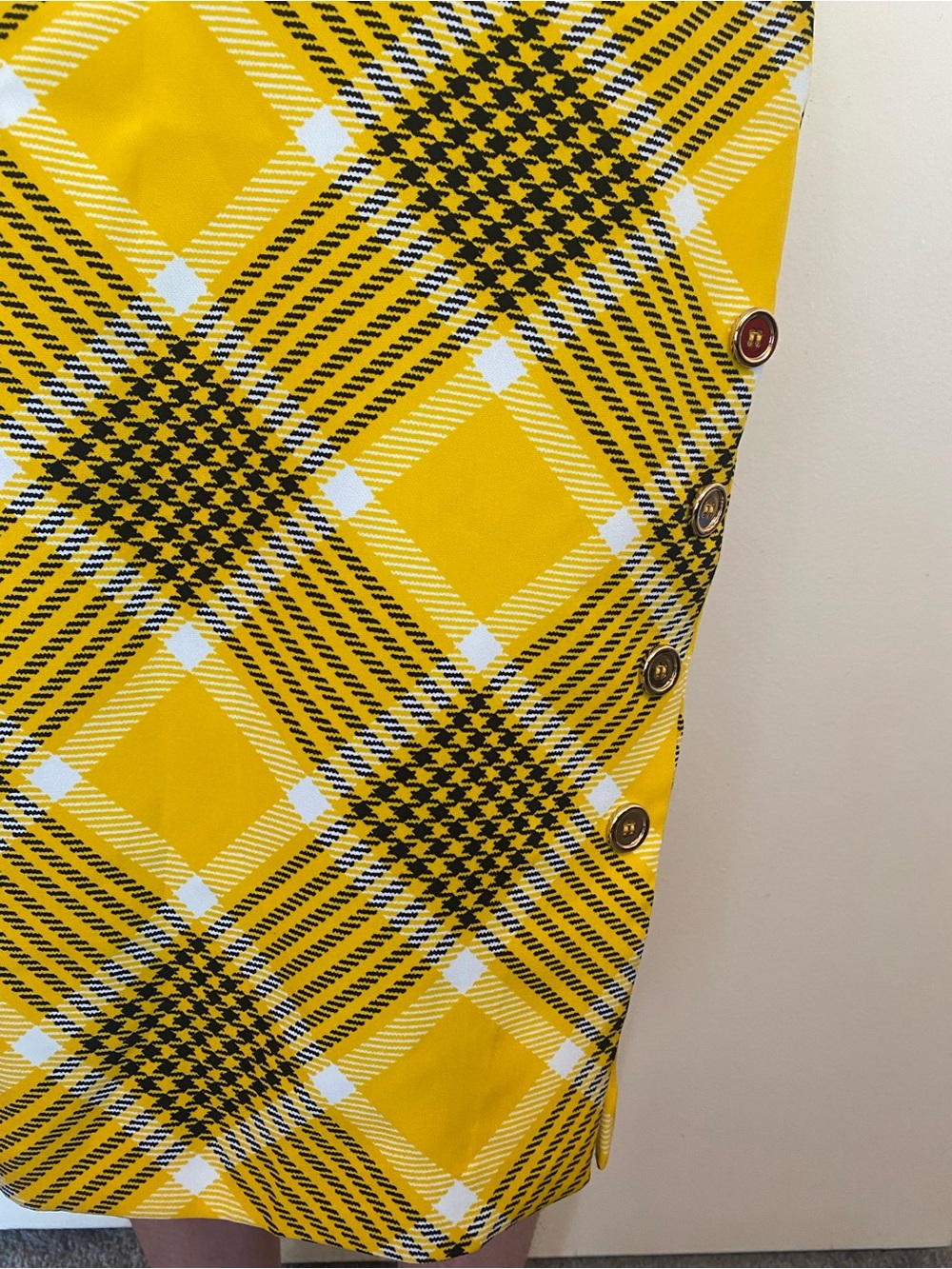 New York & Company Yellow Black Plaid Pencil Skirt with Side Buttons size xs - Picture 4 of 10